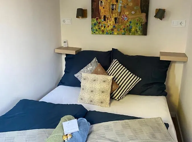 Mrs. Columbo's Flat Апартаменты