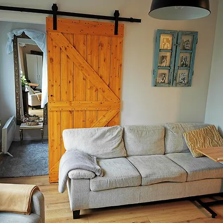 Mrs. Columbo's Flat * Budapest